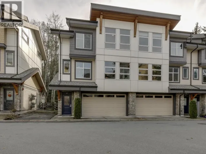 45 39548 LOGGERS LANE, Squamish