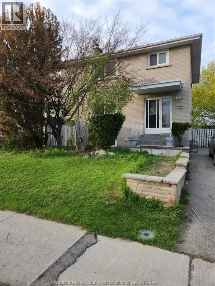 45 ALOMA CRESCENT, Brampton