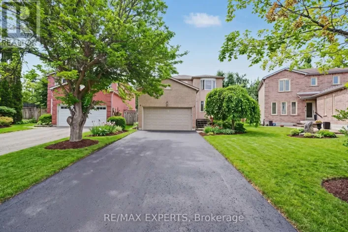 45 BLAIR CRESCENT, Barrie