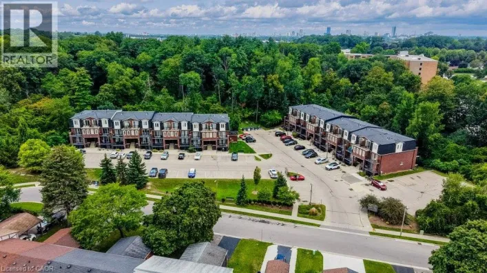 45 CEDARHILL Crescent Unit# 9C, Kitchener