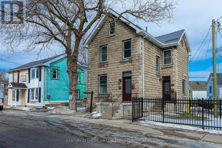 45 CHESTNUT STREET, Kingston