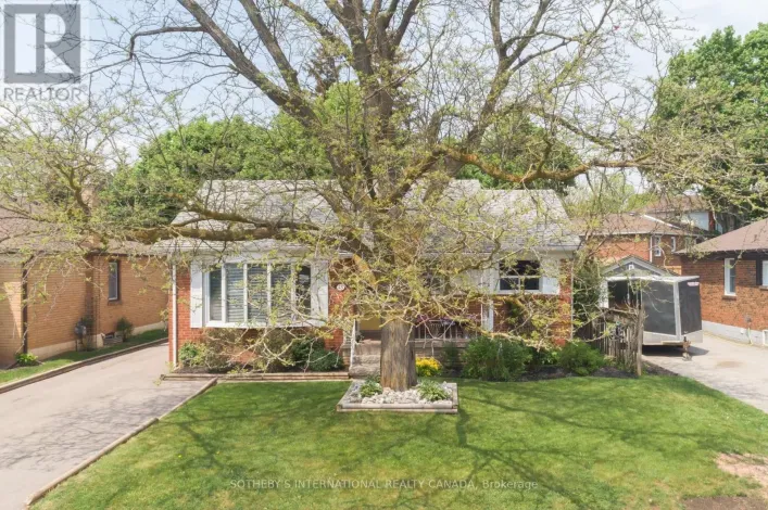 45 CHURCHILL CRESCENT, Halton Hills