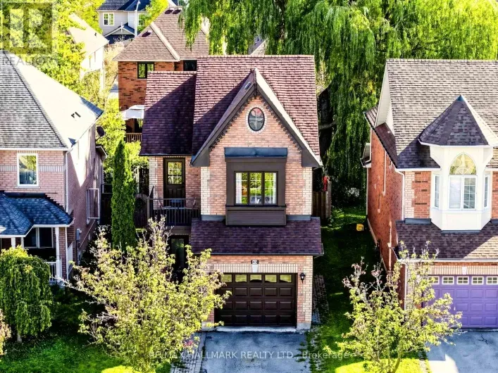 45 COLONIAL CRESCENT, Richmond Hill