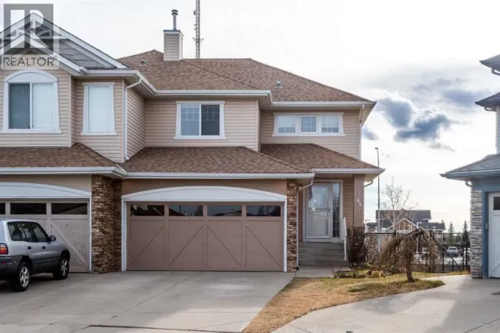 45 Cougarstone Place SW, Calgary