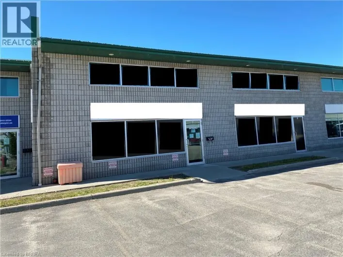 45 DALKEITH Drive Unit# 7 Upper & Lower, Brantford