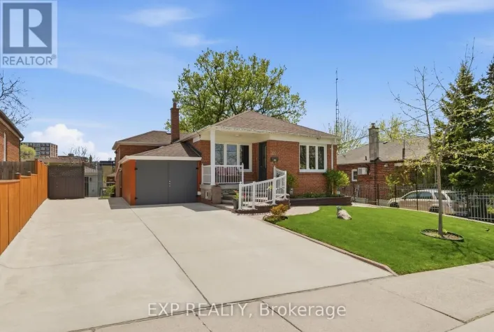 45 FLAMBOROUGH DRIVE, Toronto