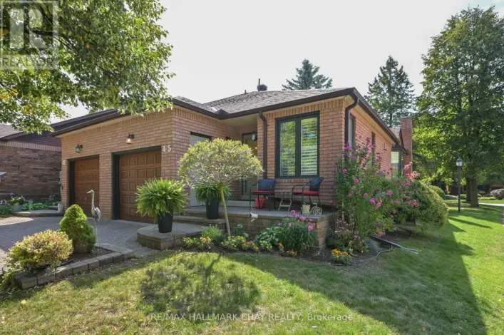 45 GREEN BRIAR ROAD, New Tecumseth