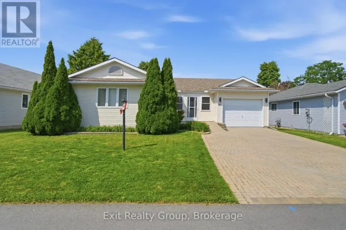 45 HERITAGE DRIVE, Prince Edward County