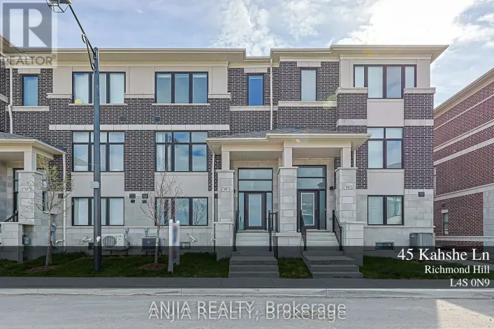 45 KAHSHE LANE, Richmond Hill