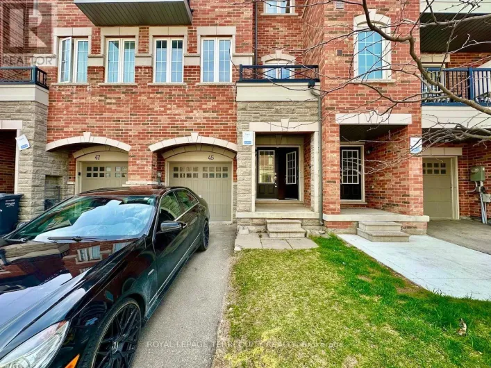 45 KAYAK HEIGHTS, Brampton