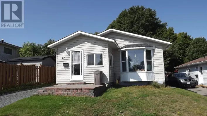 45 Laprairie CRES, Elliot Lake