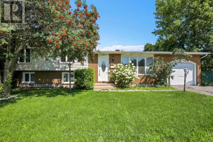 45 LARKIN DRIVE, Ottawa