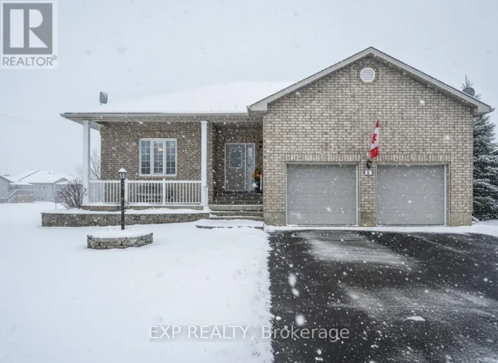 45 MAPLEHURST CRESCENT, Prince Edward County