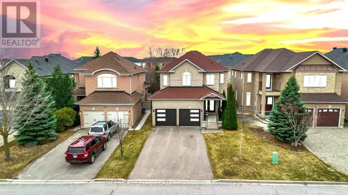 45 NAUGHTON DRIVE, Richmond Hill