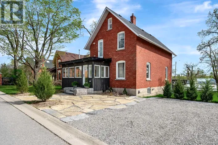 45 OAK STREET, Kawartha Lakes