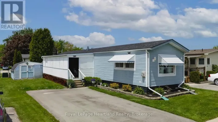 45 REDFORD DRIVE, South Huron