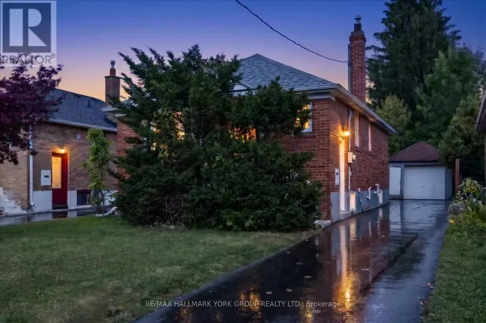 45 SEVENTEENTH STREET, Toronto