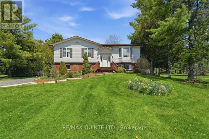45 SHANNON ROAD, Prince Edward County
