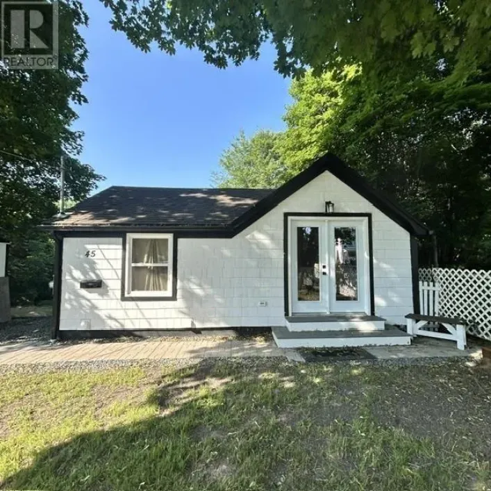 45 St. Phillips Street, Bridgewater