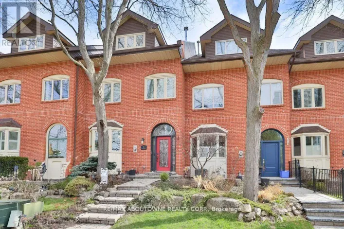 45 TRADEWIND DRIVE, Oakville