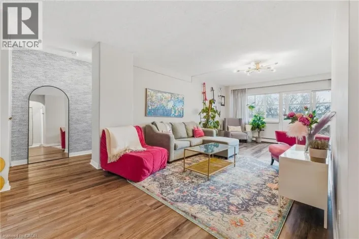 45 WESTMOUNT Road N Unit# 302, Waterloo