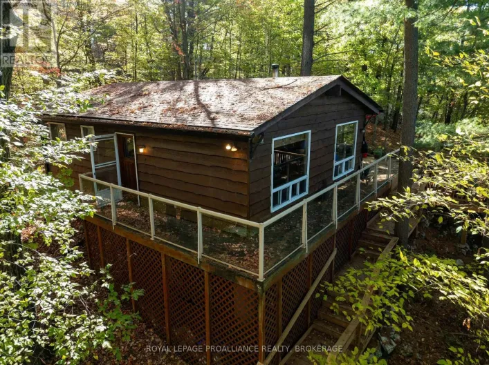450 BROOKS POINT ROAD, Rideau Lakes