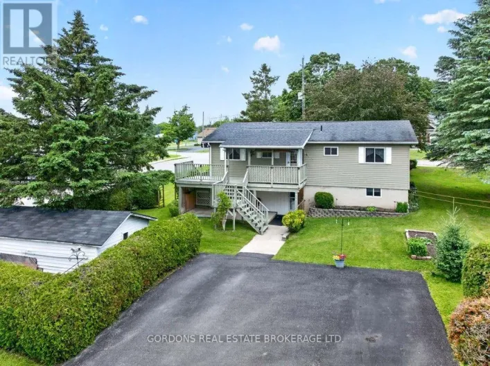 450 CHARLES STREET N, Gananoque