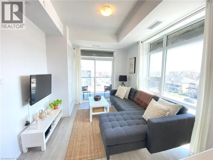 450 DUNDAS Street E Unit# 428, Waterdown