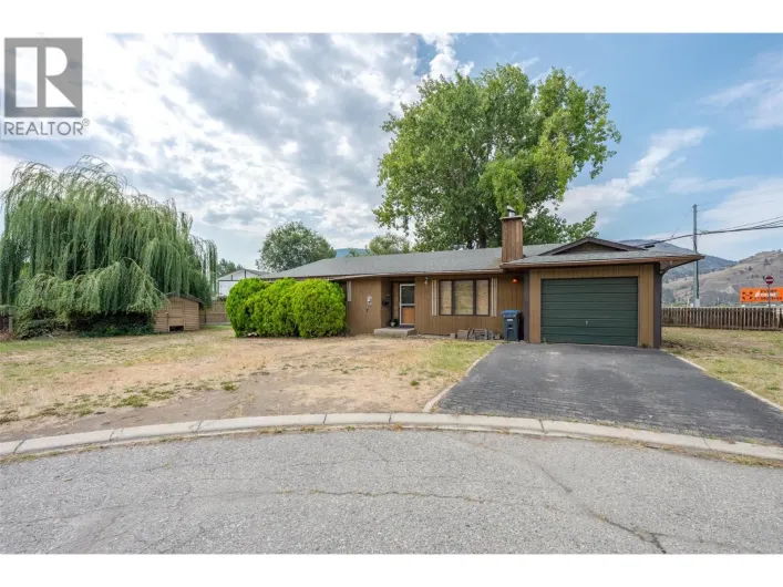 450 Green Avenue, Penticton