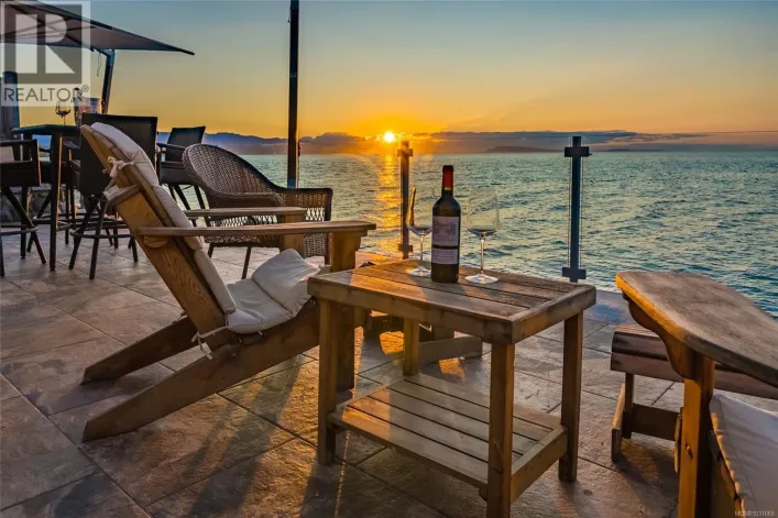 450 Judges Row, Qualicum Beach