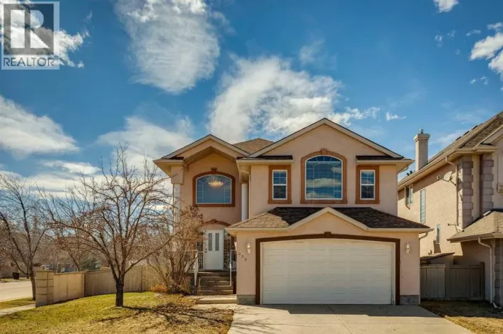 450 Wentworth Place SW, Calgary