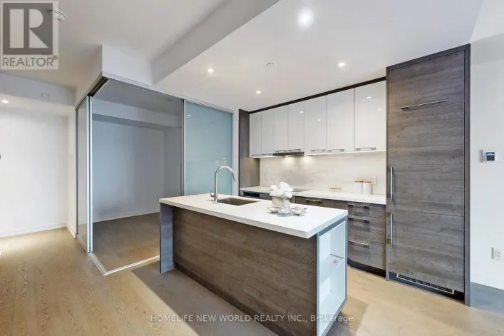 4501 - 488 UNIVERSITY AVENUE, Toronto