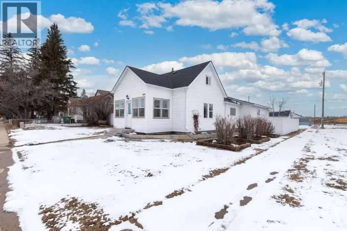 4504 49 Street, Lloydminster