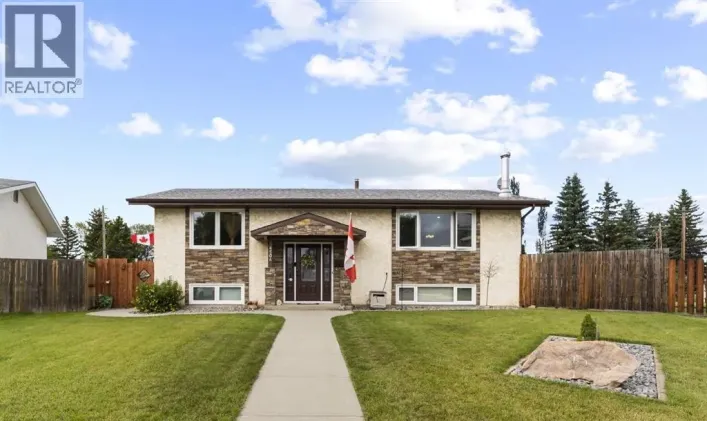 4504 66 Street Close, Camrose