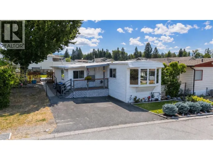 4505 McLean Creek Road Unit# F25, Okanagan Falls
