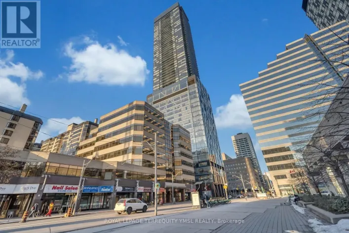 4506 - 488 UNIVERSITY AVENUE, Toronto