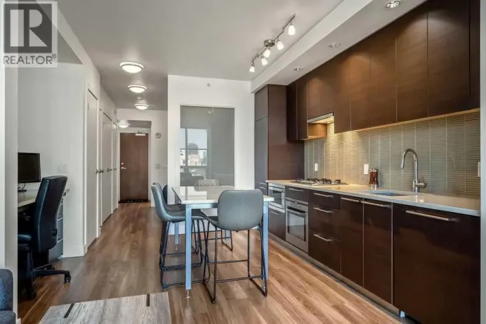 451, 222 Riverfront Avenue SW, Calgary