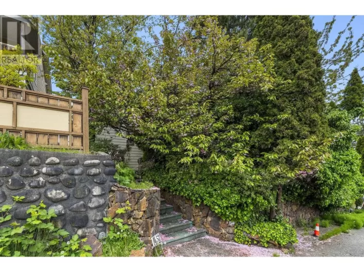 451 E EIGHTH AVENUE, New Westminster