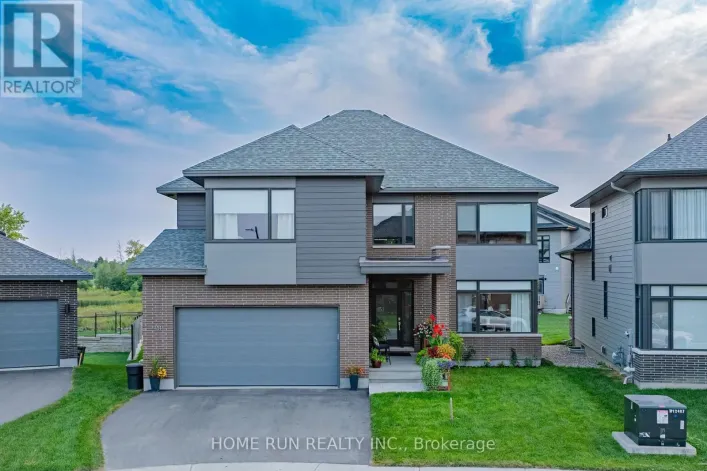 451 LONGWORTH AVENUE, Ottawa