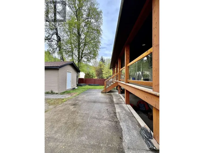 4518 PARK AVENUE, Terrace