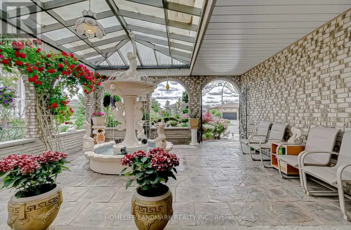 452 WOODBRIDGE AVENUE, Vaughan