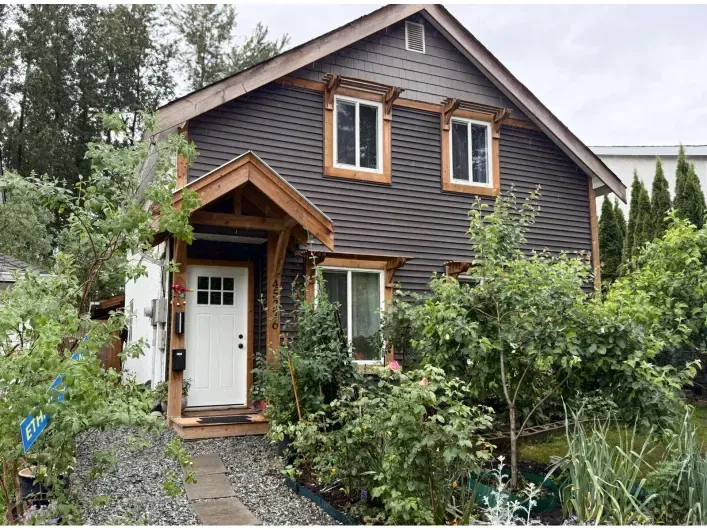 45276 CREEKSIDE DRIVE|West Chilliwack, Chilliwack
