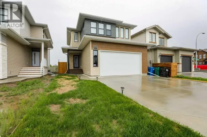 4529 31 Avenue S, Lethbridge