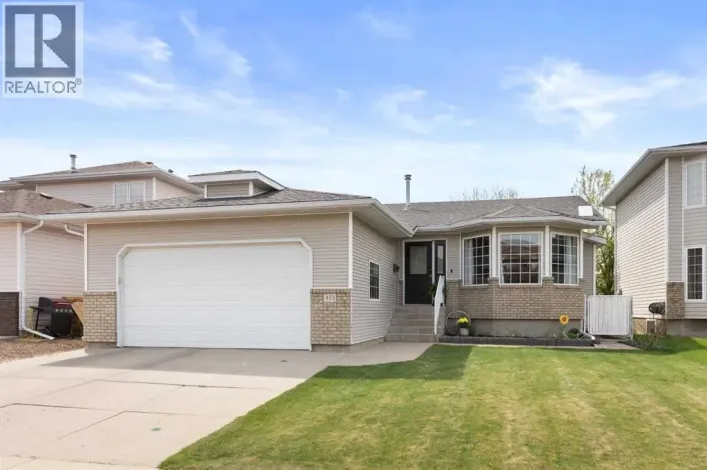 453 Stark Way SE, Medicine Hat
