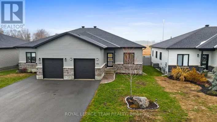 454 ARORA CRESCENT, North Dundas