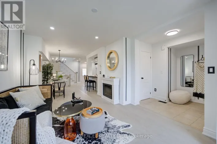 454 BUR OAK AVENUE, Markham