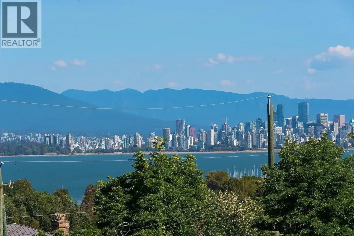 4540 W 3RD AVENUE, Vancouver
