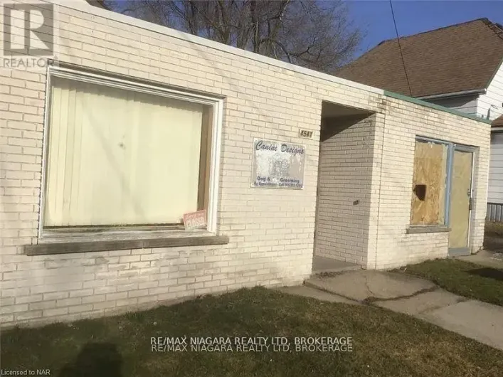 4541 CRYSLER AVENUE, Niagara Falls