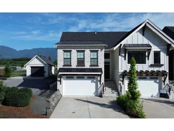 45422 WILLOWSTREAM ROAD|Lower Landing, Chilliwack