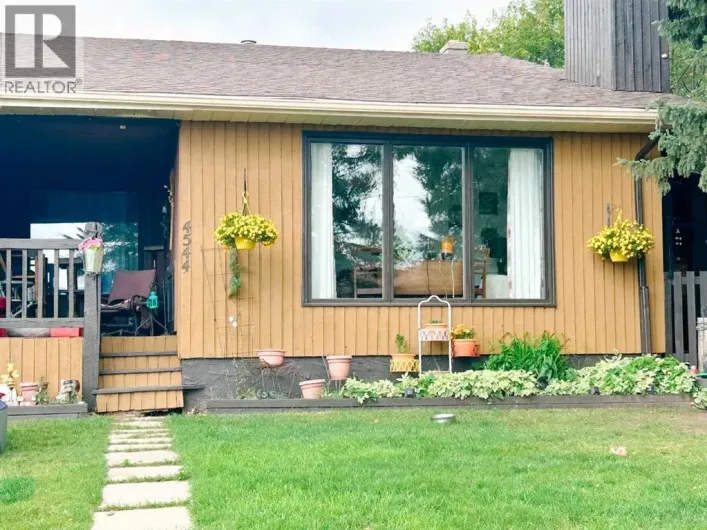 4544 46 Avenue, Rocky Mountain House